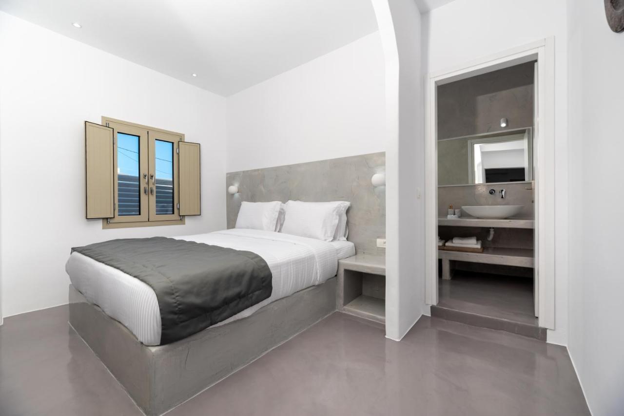 Aerenia Luxury Suites คาร์เทราดอส ภายนอก รูปภาพ