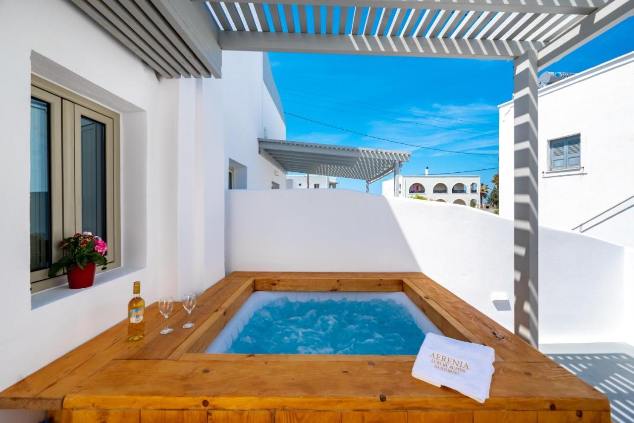 Aerenia Luxury Suites คาร์เทราดอส ภายนอก รูปภาพ