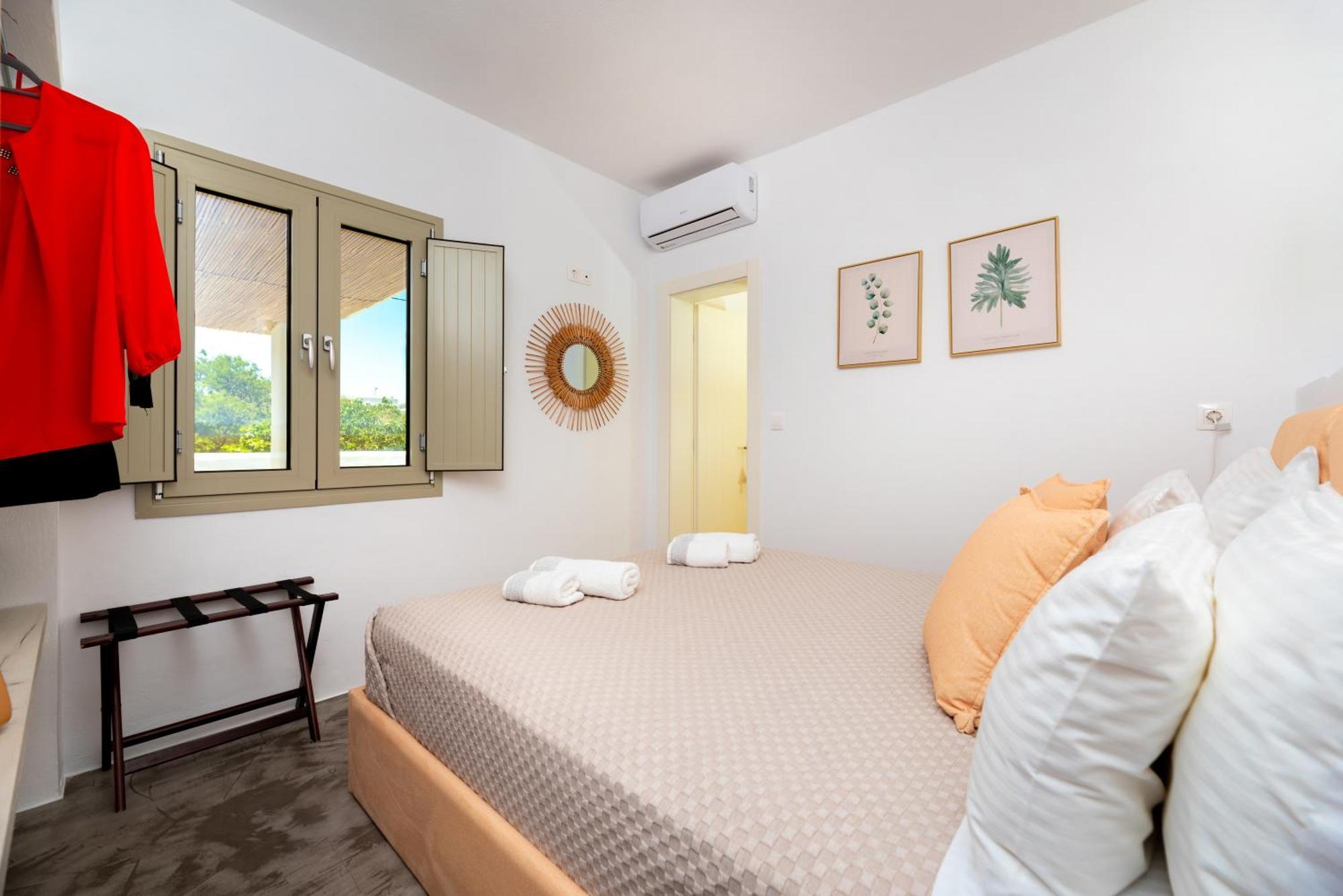 Aerenia Luxury Suites คาร์เทราดอส ห้อง รูปภาพ