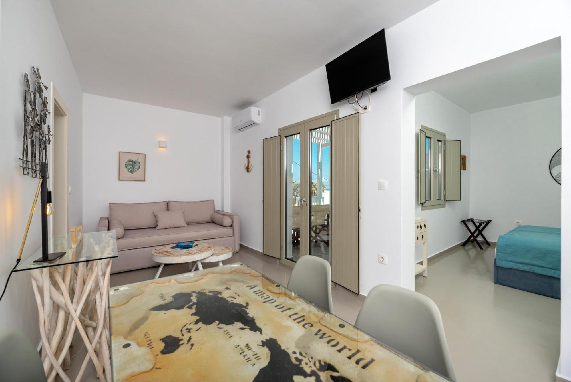 Aerenia Luxury Suites คาร์เทราดอส ภายนอก รูปภาพ