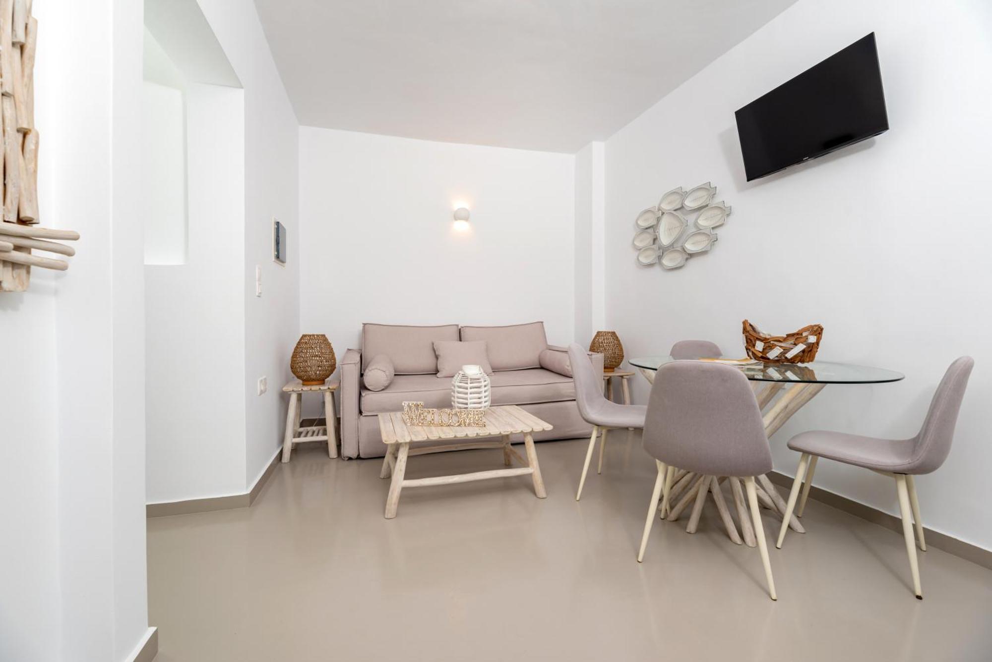 Aerenia Luxury Suites คาร์เทราดอส ภายนอก รูปภาพ